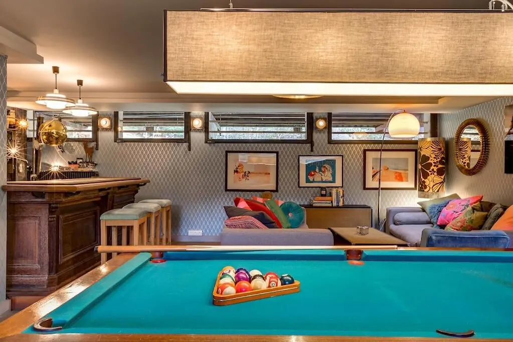Large Peaceful Chalet For Mountain Adventures! Perfect For Flegere And Grand Montet Skiing Σαμονί