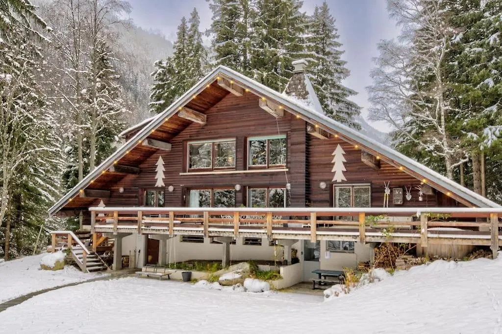Large Peaceful Chalet For Mountain Adventures! Perfect For Flegere And Grand Montet Skiing Σαμονί